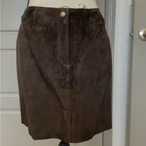 🤠 NWOT Suede Mini Skirt 🤠