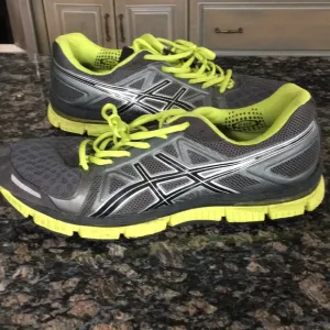 ASICS GEL-NE0 33 SNEAKERS