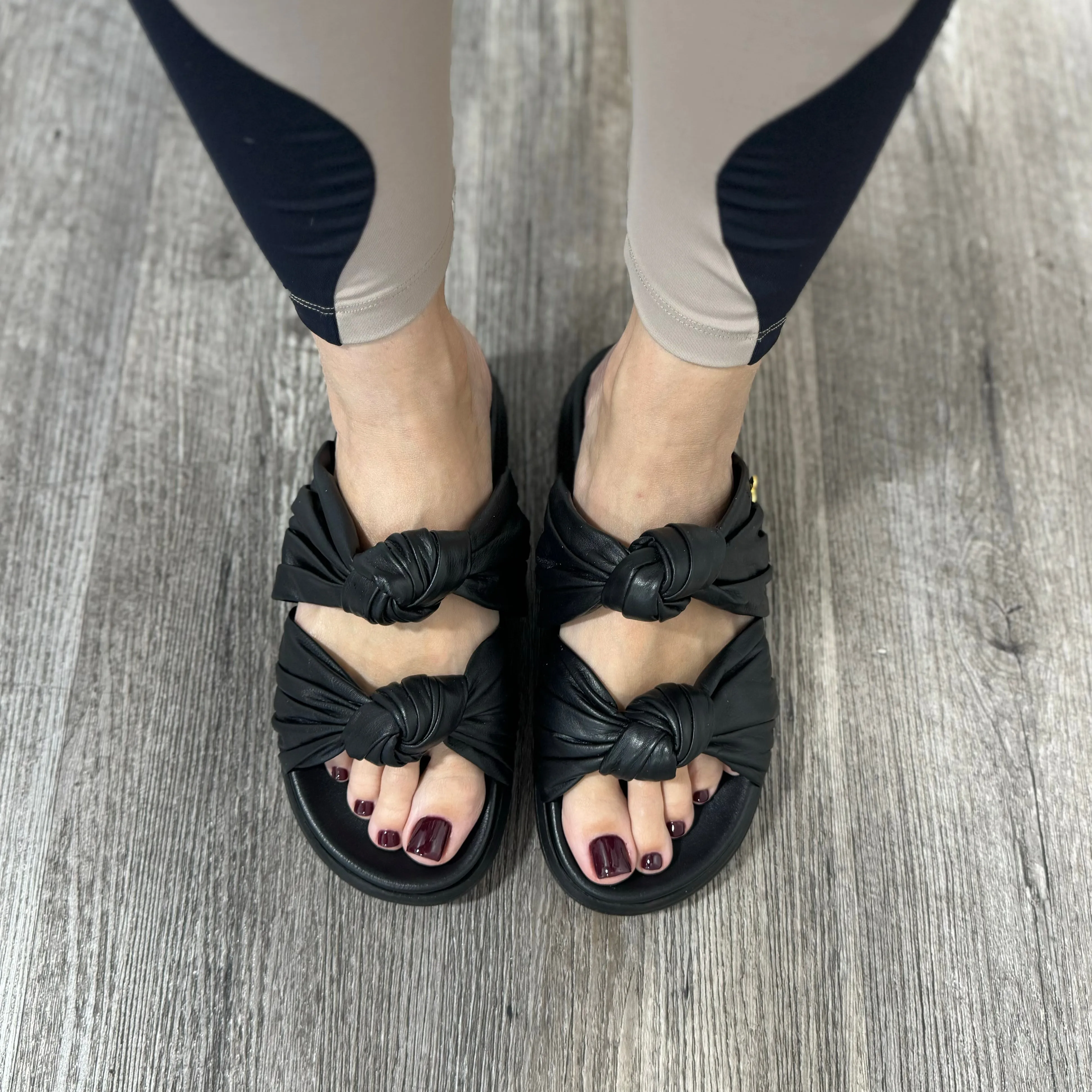 Clarissa Sandals - Black