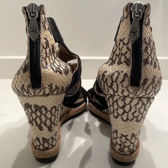 Donald Pliner Wedge