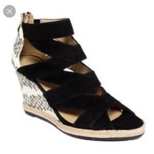 Donald Pliner Wedge