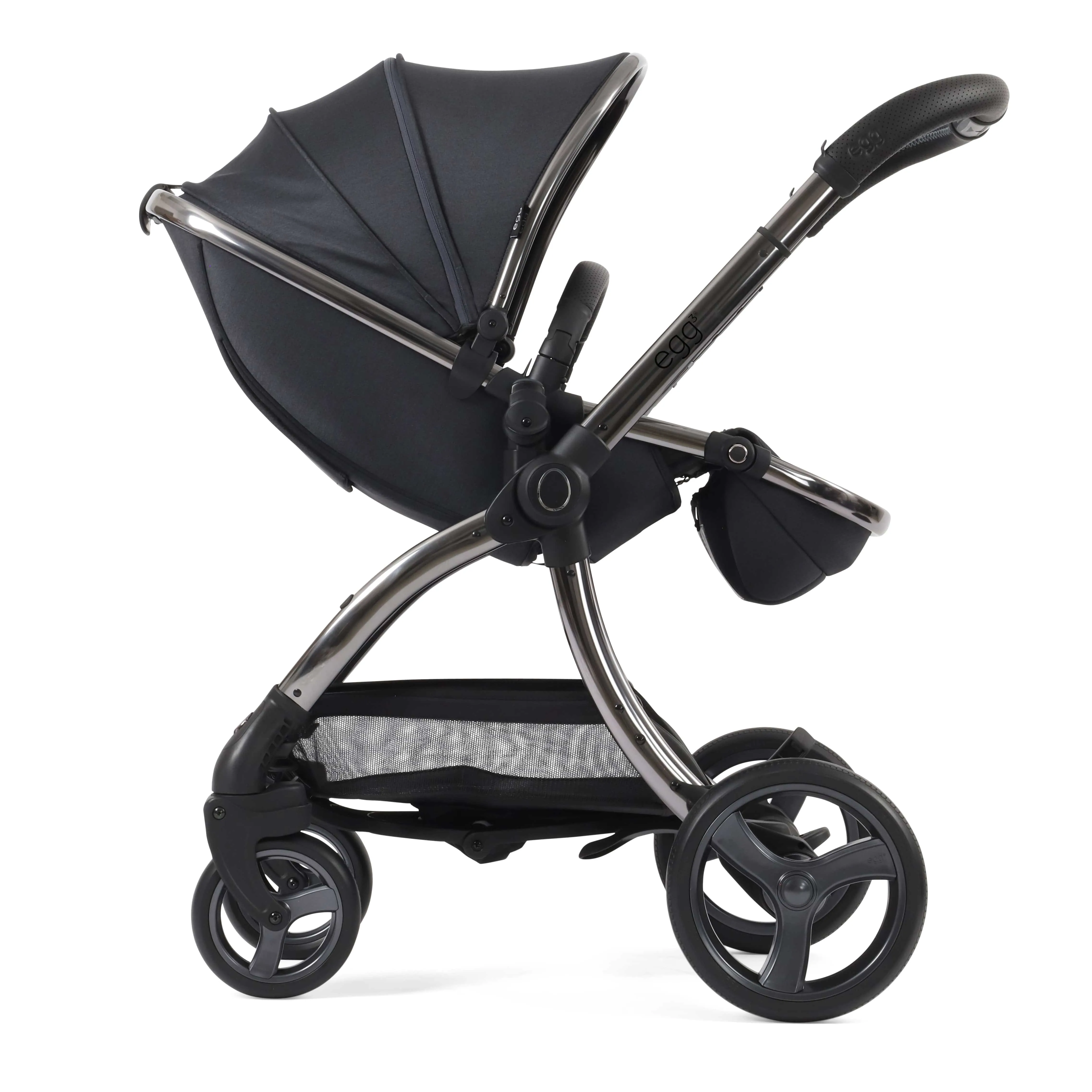 egg3 Luxury Travel System Bundle Carbonite