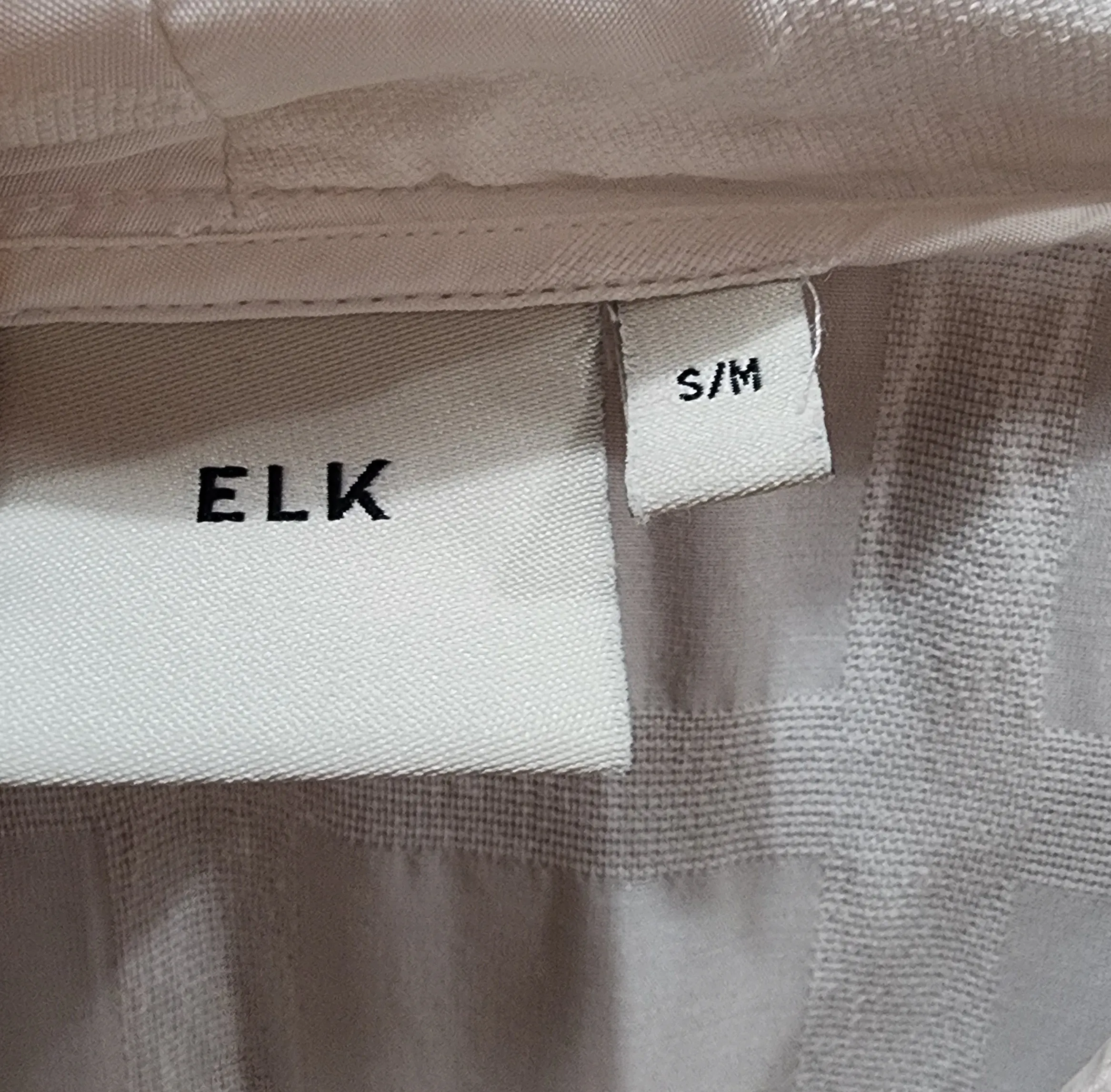 Elk white dress size S/M (generous fit, fits 12-14)