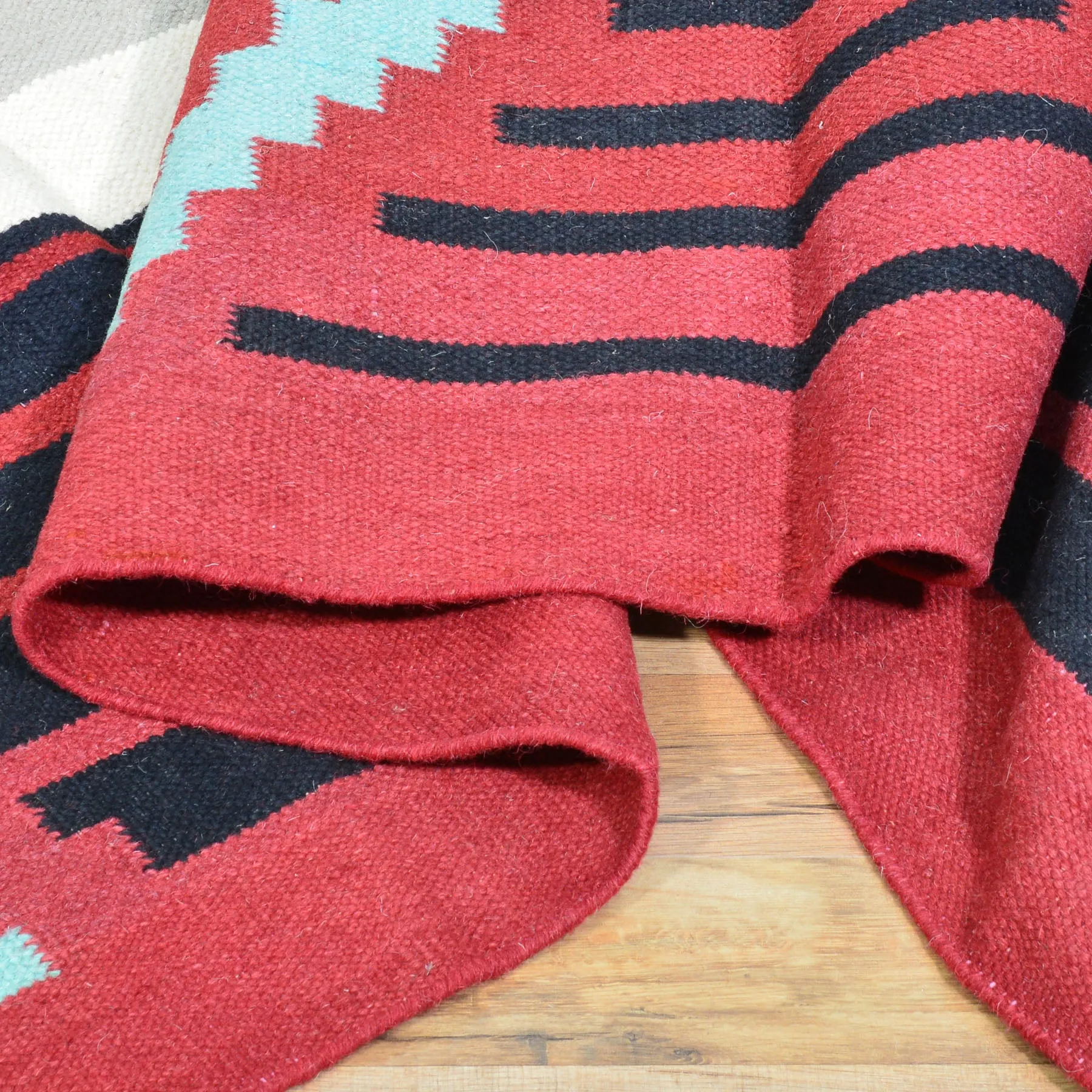 Hand-Woven Reversible Navajo Style Handmade Wool Rug (Size 7.9 X 9.9) Cwral-8202