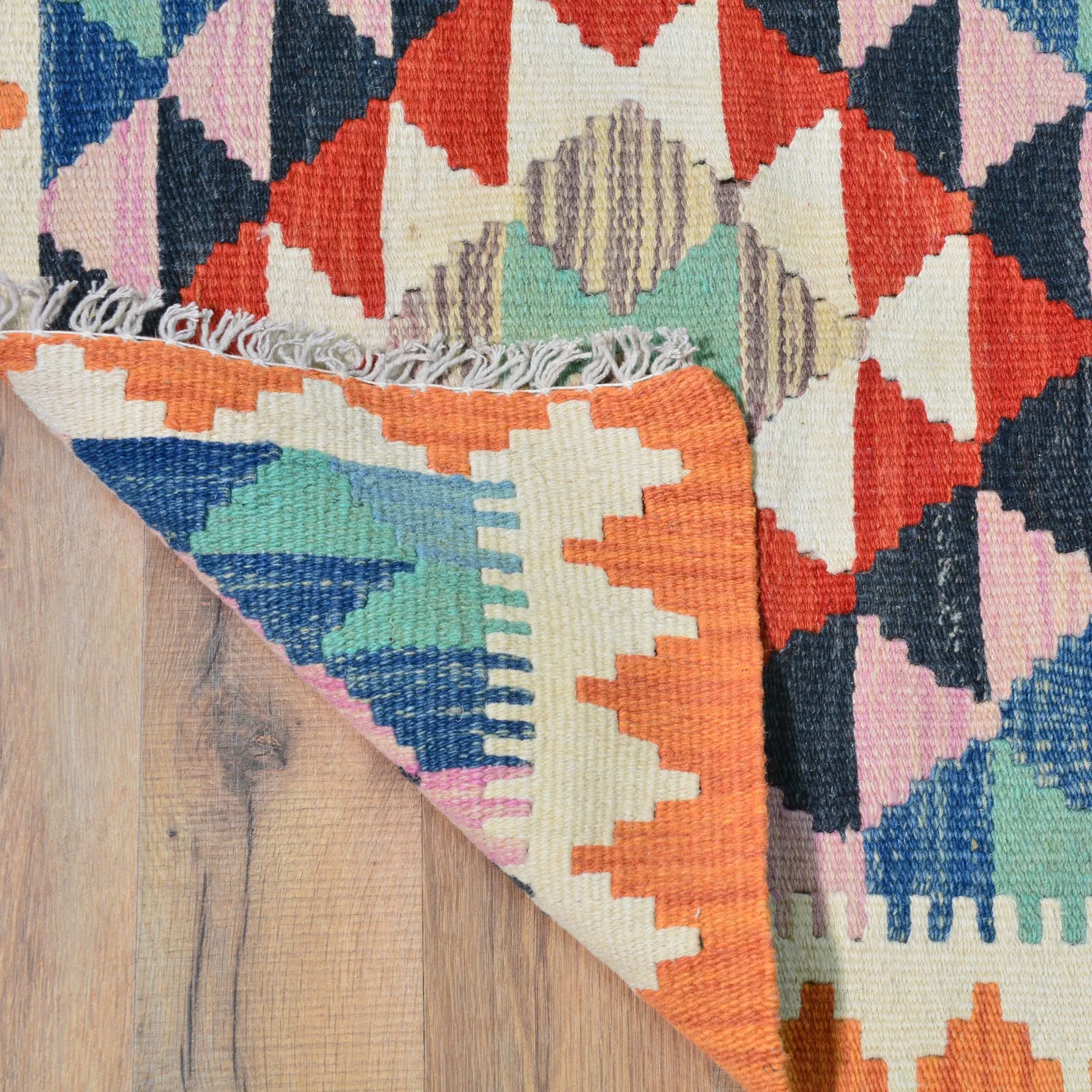 Hand-Woven Reversible Tribal Kilim Handmade Wool Rug (Size 2.1 X 3.1) Cwral-9402
