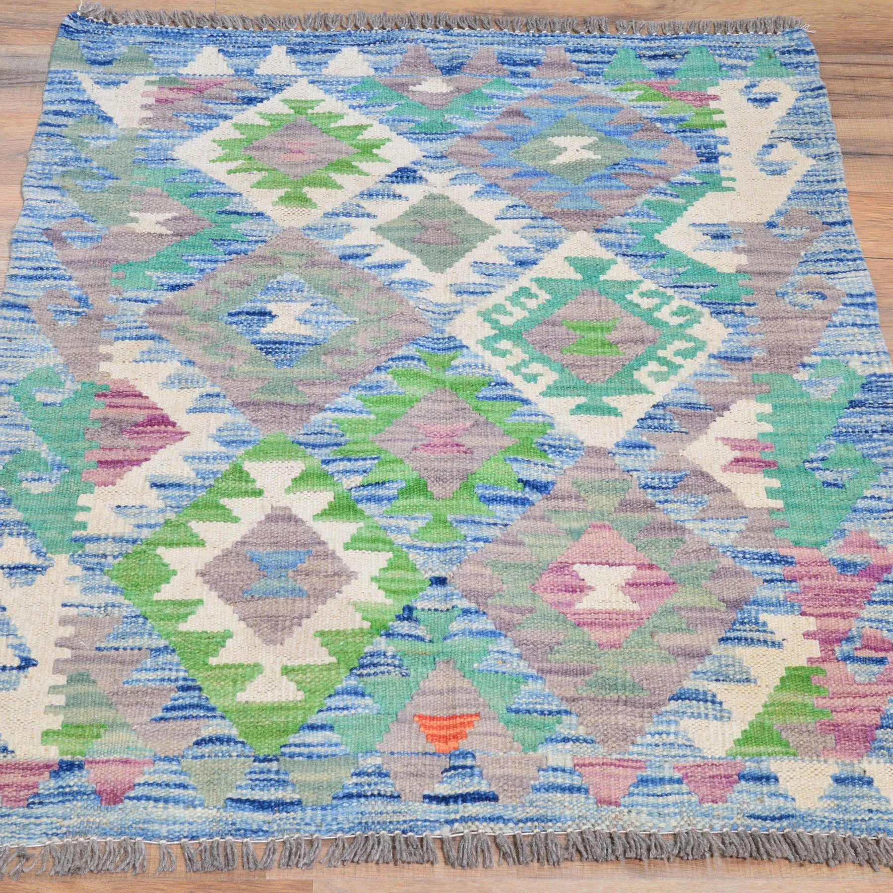 Hand-Woven Reversible Tribal Kilim Handmade Wool Rug (Size 2.3 X 2.10) Cwral-9423