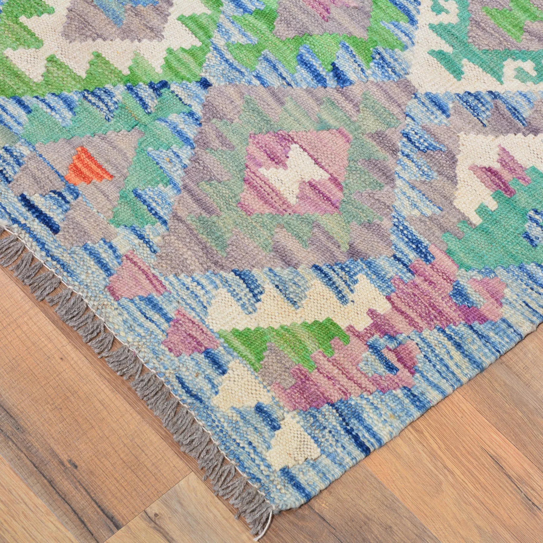 Hand-Woven Reversible Tribal Kilim Handmade Wool Rug (Size 2.3 X 2.10) Cwral-9423