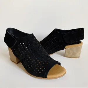 Kork-Ease Cayleigh Perforated Block Heel Sling Back Sandal Size 7