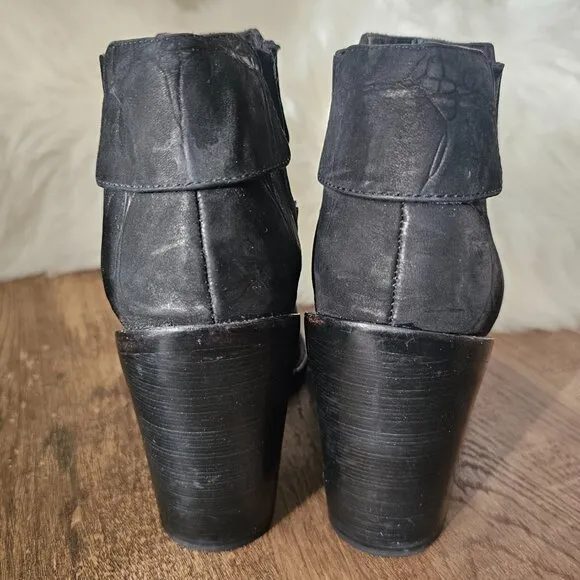 L.A.M.B./LAMB Mojo Block Heel Suede Ankle Boot, 5.5, Black Croc