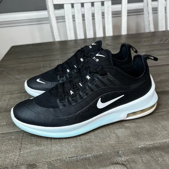 Nike Air Max Axis Black White Sneakers Sz 8