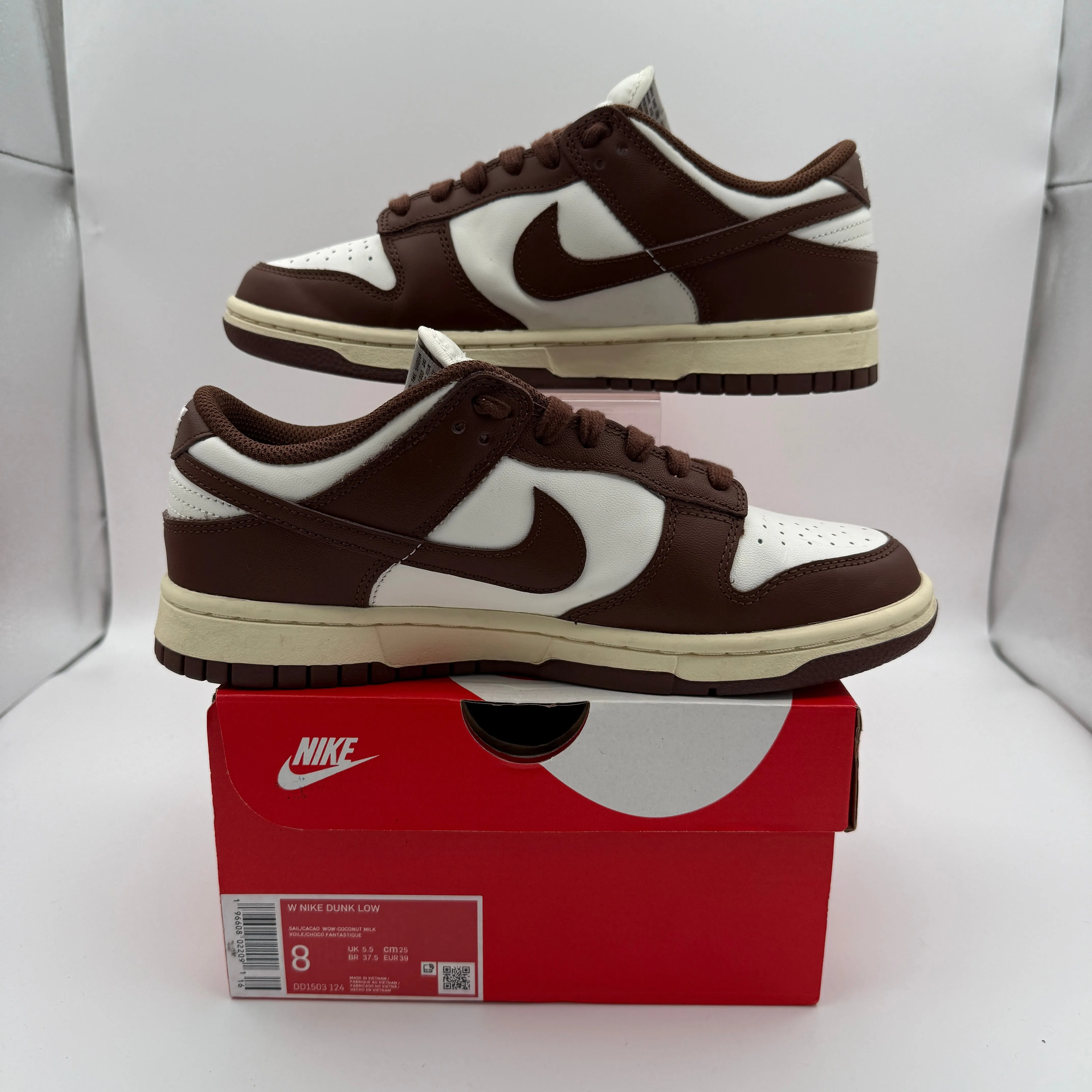 Nike Dunk Low Cacao Wow Mocha (Women’s) *pre-owned* (SIZE 8W)