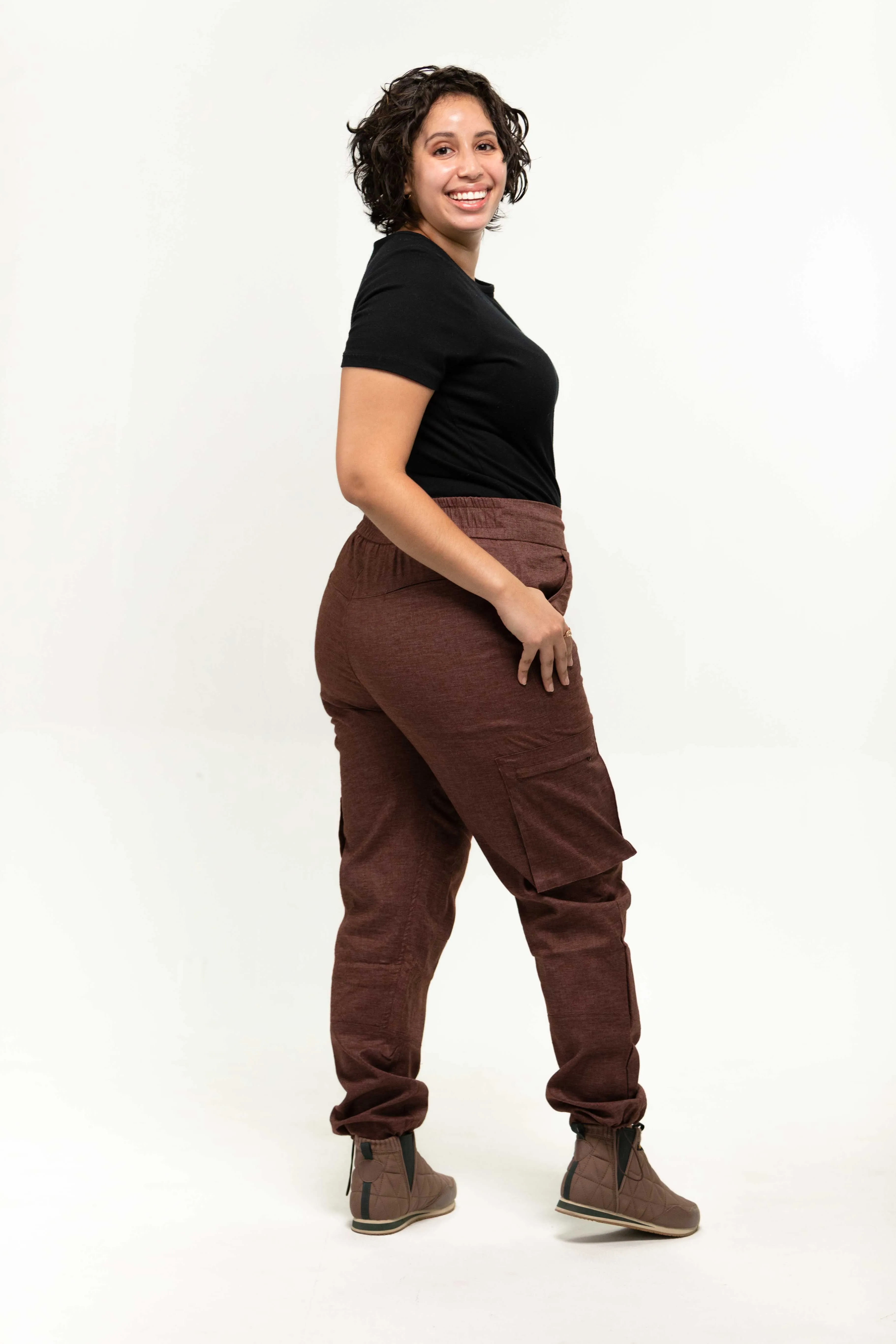THE PANTS in Wine Red