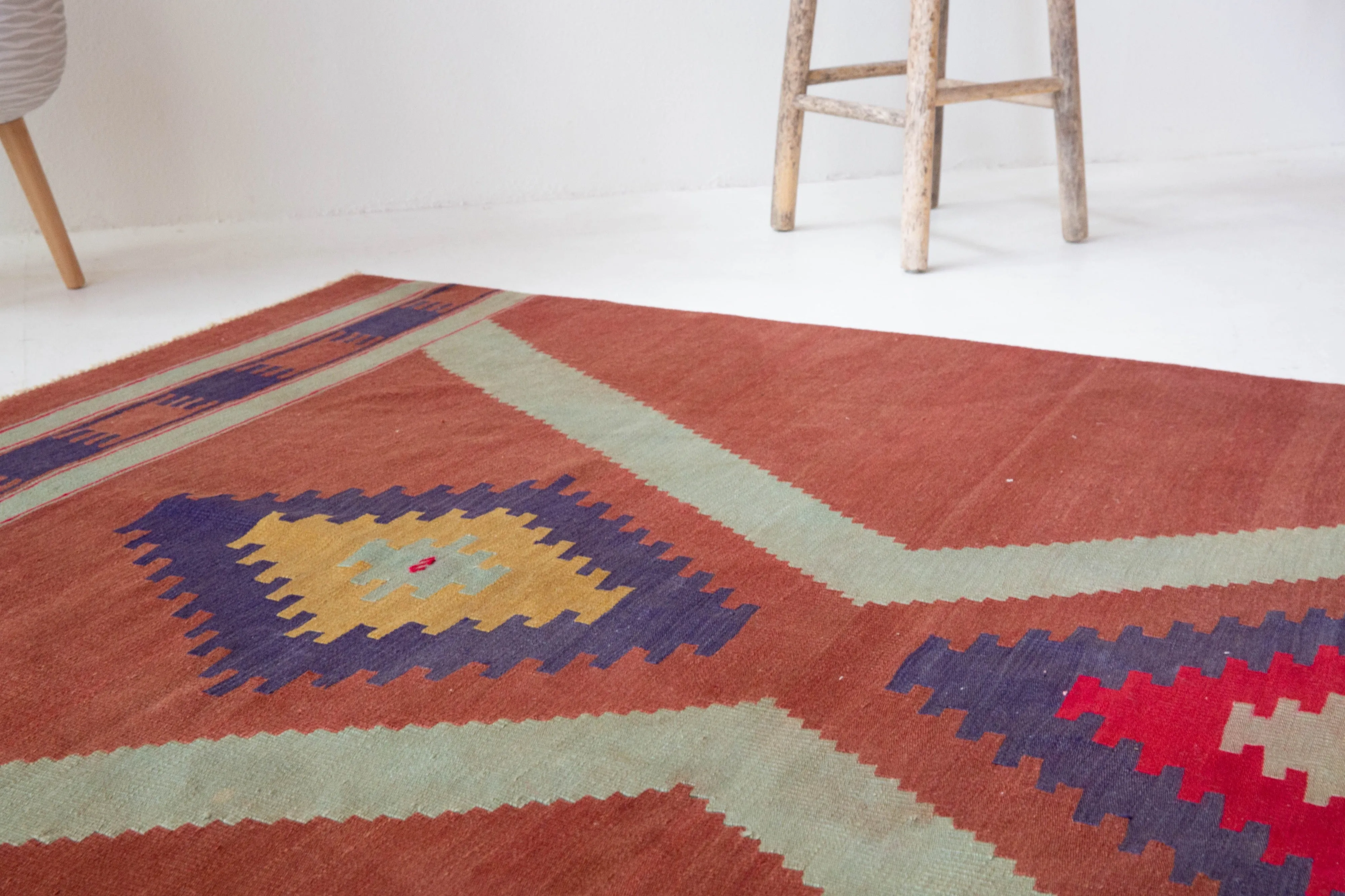Vintage Balikesir Kilim Rug 5'3"x8'5"