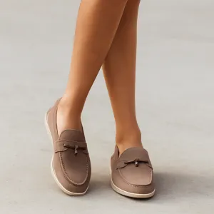 Women’s Loafers – Classic Design – Slip-On Comfort – Tassel Detail – Everyday Chic